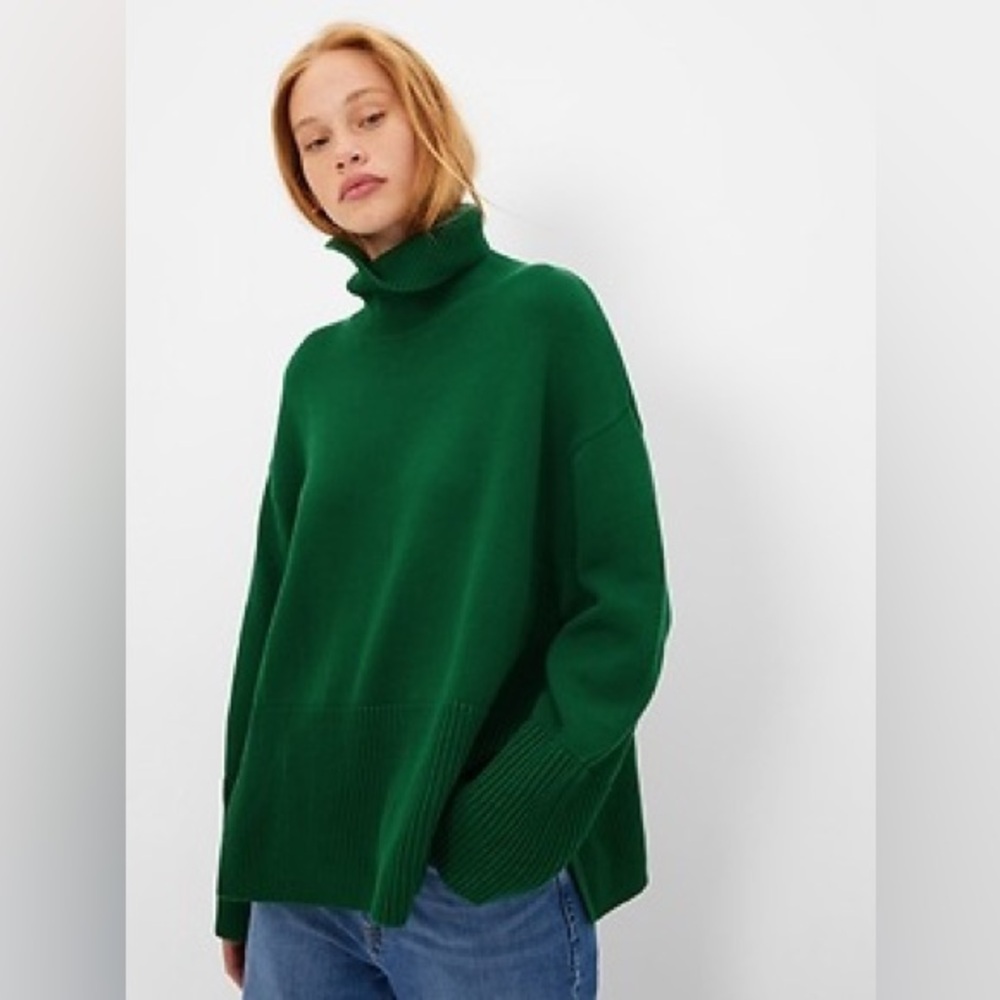 GAP split-hem 100% cotton turtleneck sweater